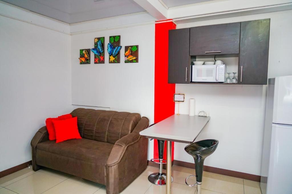 Appartamento Apartamento Equipado En El Centro De La Fortuna Esterno foto